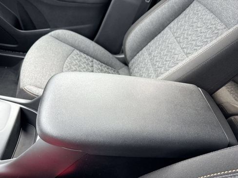 Used 2024 Chevrolet Equinox LT w/ LPO, Floor Liner Package FWD image 21