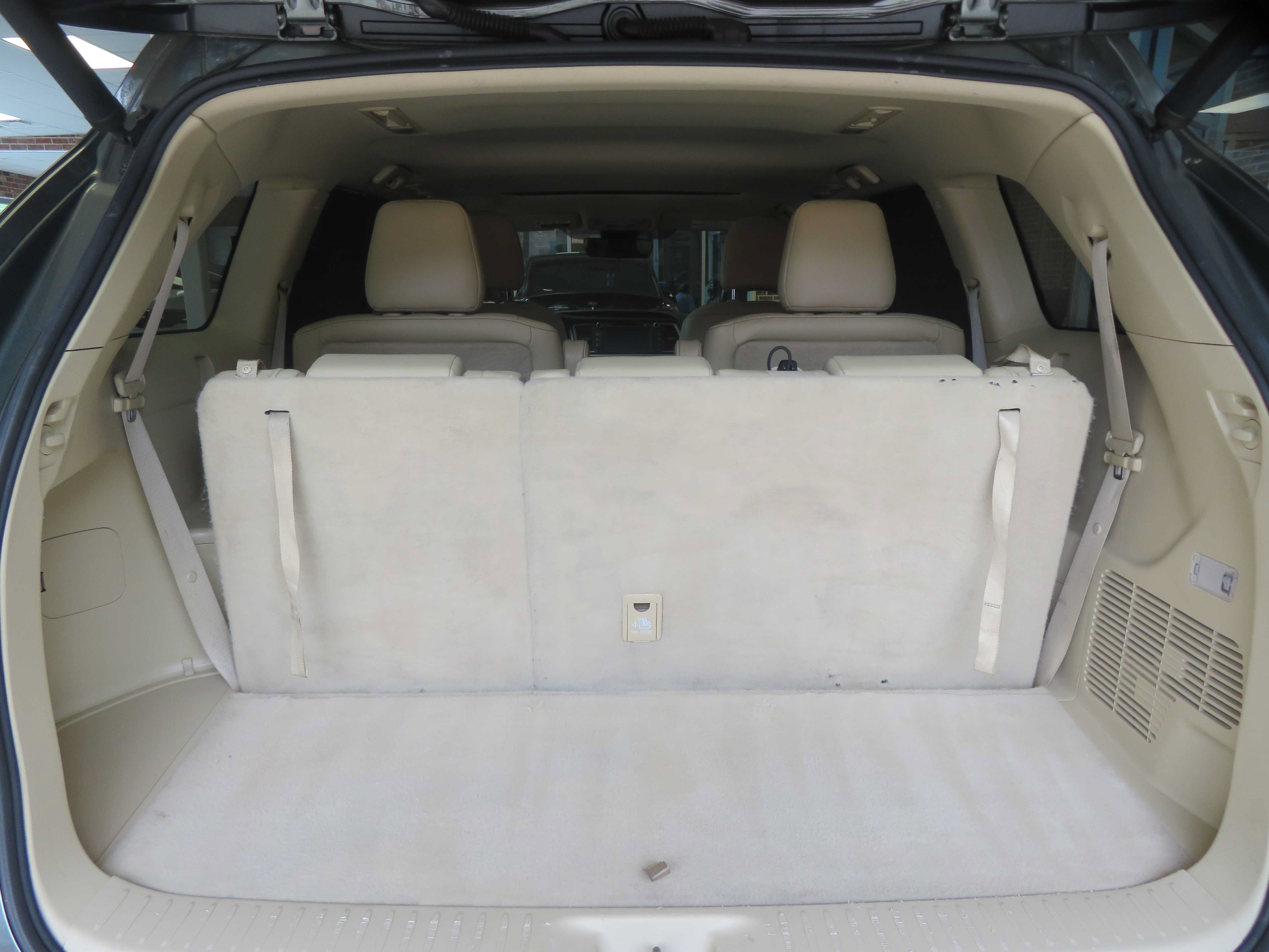 Used 2019 Toyota Highlander XLE FWD image 60