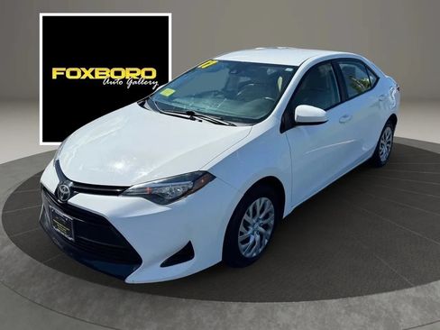 Used 2017 Toyota Corolla LE w/ Carpet Mat Package (TMS) FWD image 1