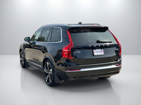 Used 2024 Volvo XC90 B6 Ultimate w/ Lounge Package image 7