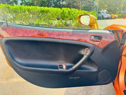 Used 2006 Pontiac Solstice Convertible w/ Premium Package RWD image 33