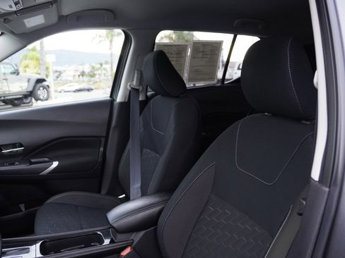 Used 2024 Nissan Kicks SV w/ Interior Electronics Package image 18