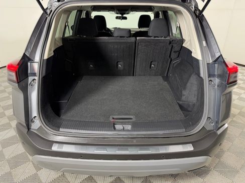 Used 2021 Nissan Rogue SV AWD/4WD image 22