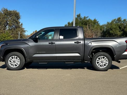 New 2026 Toyota Tundra SR5 AWD/4WD image 9