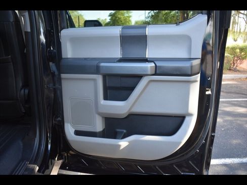 Used 2018 Ford F150 XLT AWD/4WD image 28