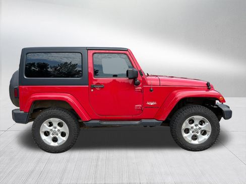 Used 2014 Jeep Wrangler Sahara AWD/4WD image 5
