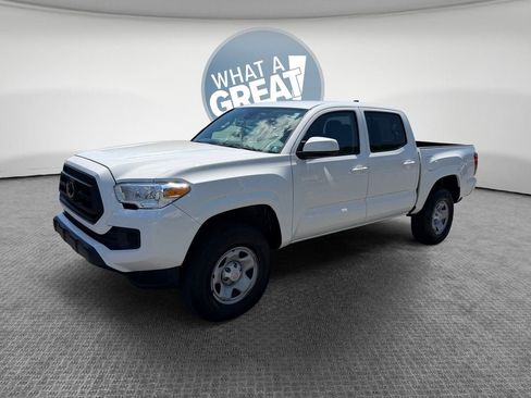Certified 2023 Toyota Tacoma SR AWD/4WD image 8