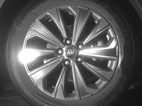 Used 2024 Buick Envision Preferred image 13