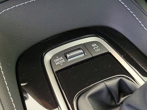 New 2026 Toyota Corolla SE FWD image 16