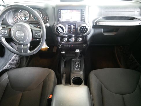 Used 2016 Jeep Wrangler Unlimited Sport w/ Quick Order Package 24S image 10