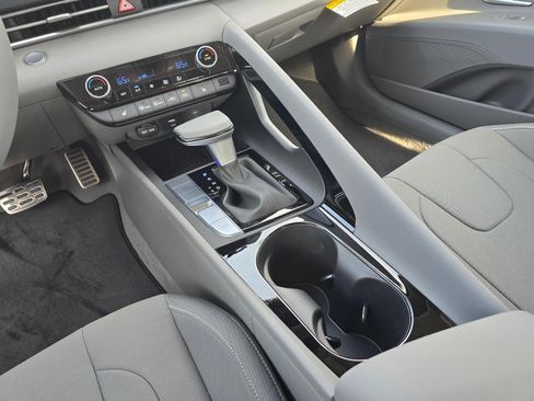 New 2026 Hyundai Elantra SEL Sport Premium image 16