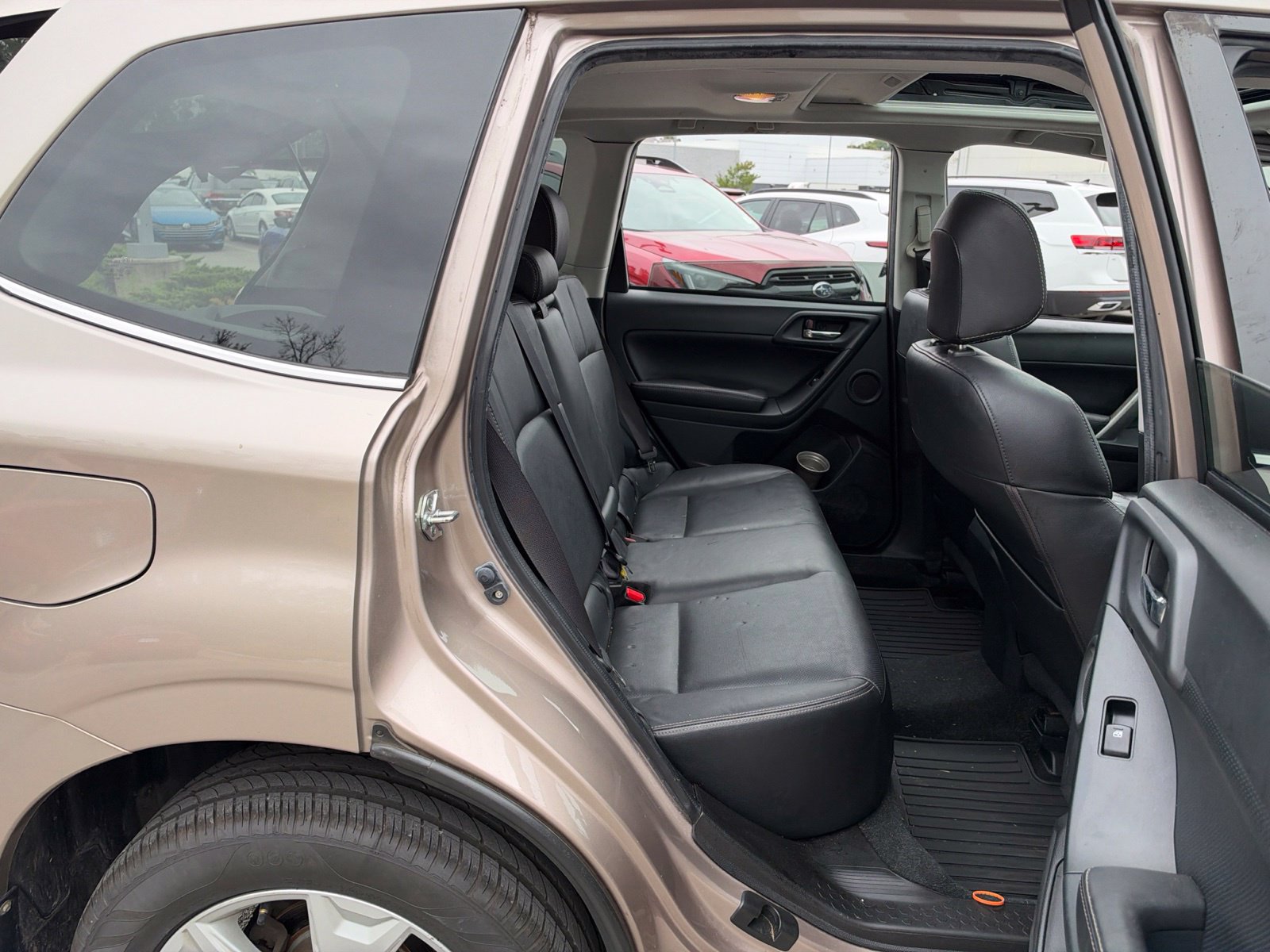 Used 2016 Subaru Forester 2.5i Limited AWD/4WD image 28