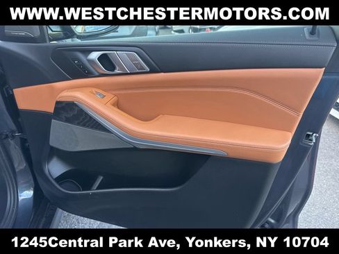 Used 2020 BMW X7 xDrive40i w/ M Sport Package AWD/4WD image 14