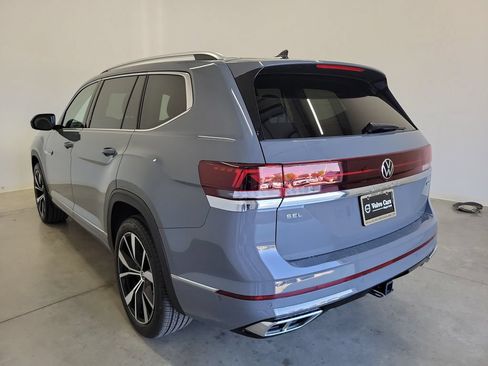 Used 2026 Volkswagen Atlas SEL Premium R-Line AWD/4WD image 7