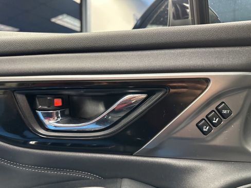 Used 2022 Subaru Legacy Limited image 24