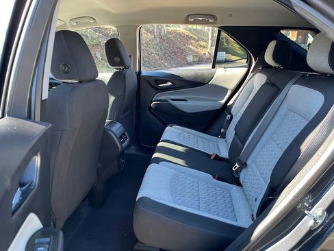 Used 2022 Chevrolet Equinox LS w/ LS Convenience Package image 41