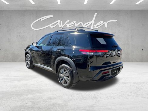 New 2026 Nissan Pathfinder SV image 14