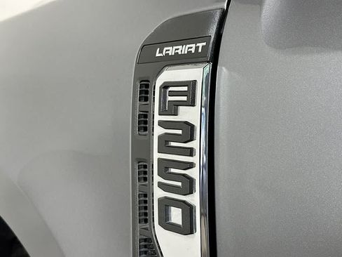 Used 2024 Ford F250 Lariat w/ Chrome Package AWD/4WD image 7