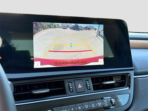 Used 2024 Lexus ES 350 w/ Luxury Package image 33