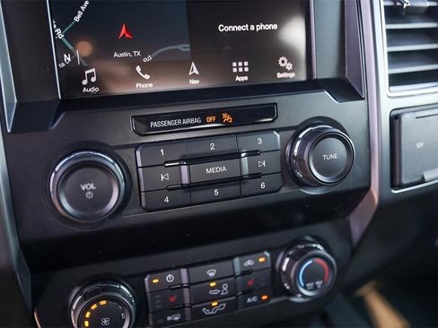 Used 2019 Ford F150 XLT w/ Equipment Group 302A Luxury image 21