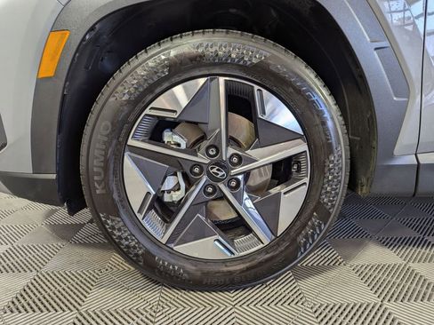 Used 2025 Hyundai Tucson SEL FWD image 16