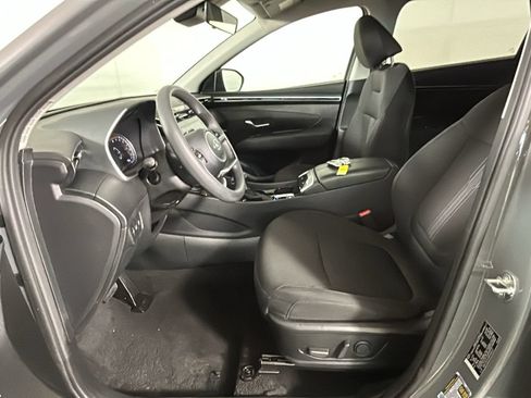 Certified 2024 Hyundai Tucson SEL FWD image 12