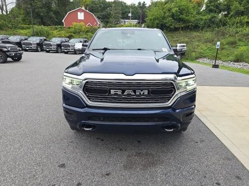 Used 2022 RAM 1500 Limited w/ Body-Colour Bumper Group AWD/4WD image 2