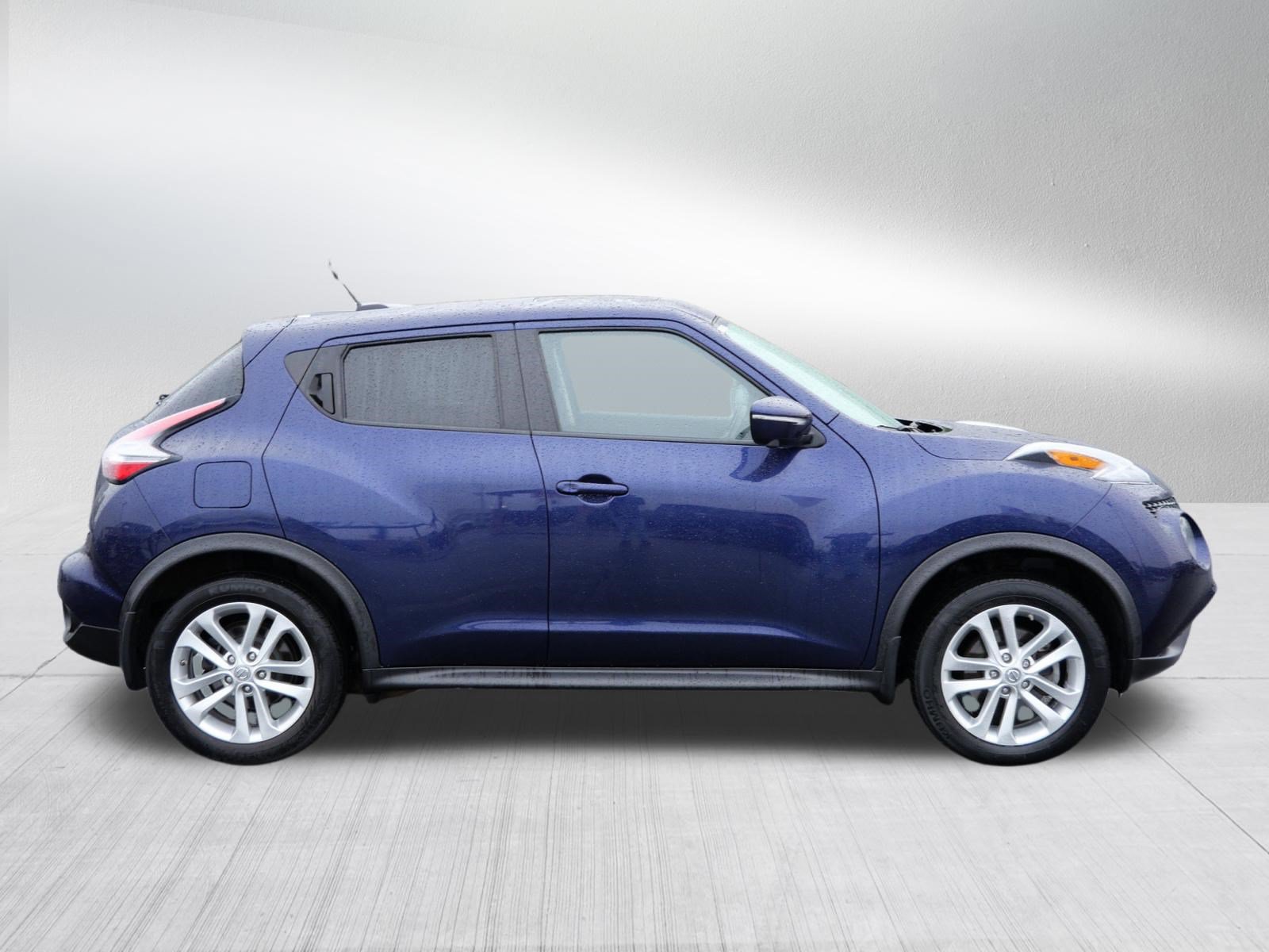 Used 2015 Nissan Juke SV w/ Technology Package AWD/4WD image 8