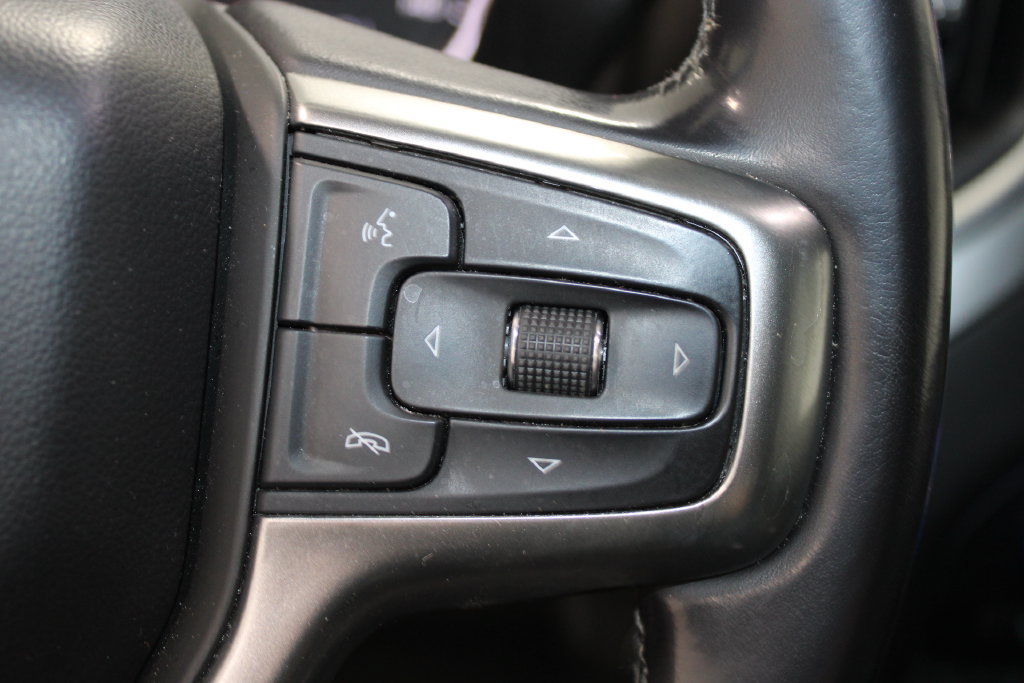 Used 2020 Chevrolet Silverado 1500 LT w/ Texas Edition AWD/4WD image 26