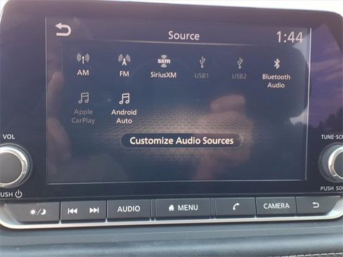 Used 2023 Nissan Rogue SV image 6