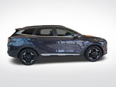 Certified 2026 Kia Sportage EX w/ EX Panorama Roof Package FWD image 9