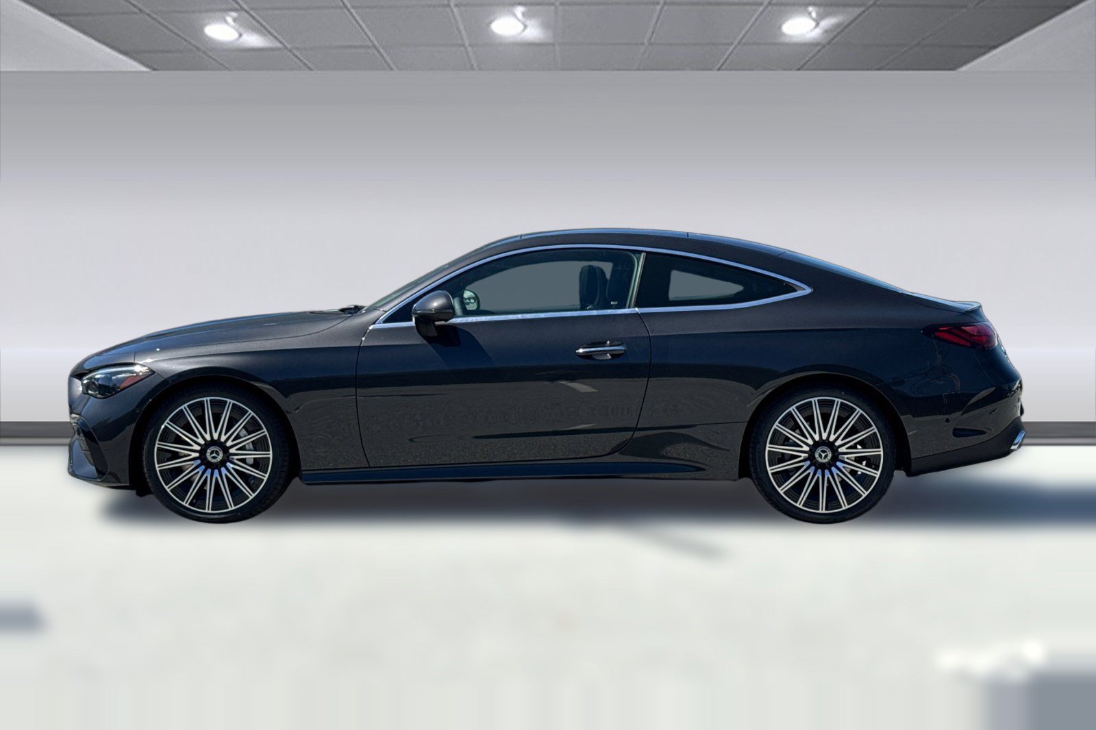 New 2026 Mercedes-Benz CLE 450 4MATIC Coupe image 2