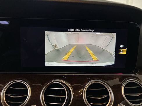 Used 2021 Mercedes-Benz E 350 Sedan image 15