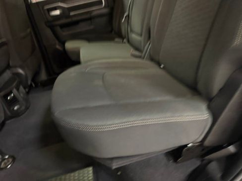 Used 2025 RAM 2500 Big Horn AWD/4WD image 35
