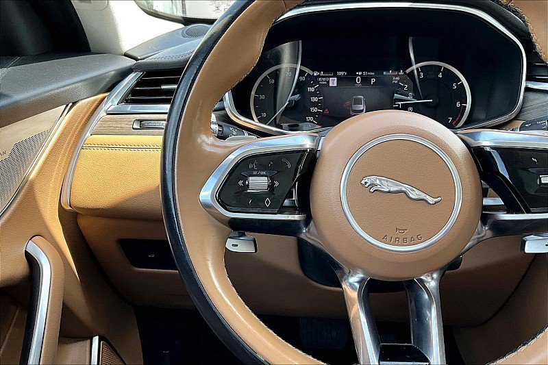 Used 2022 Jaguar F-PACE S AWD/4WD image 16