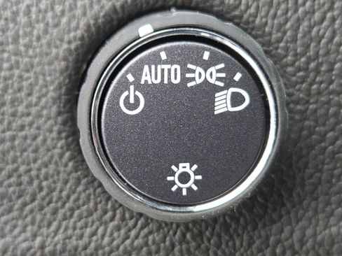 Used 2022 Chevrolet Colorado ZR2 image 26