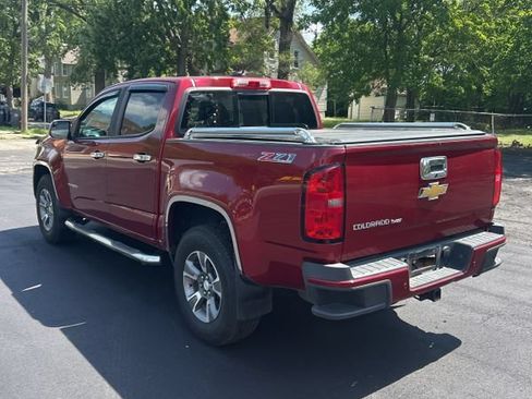 Used 2019 Chevrolet Colorado Z71 AWD/4WD image 3