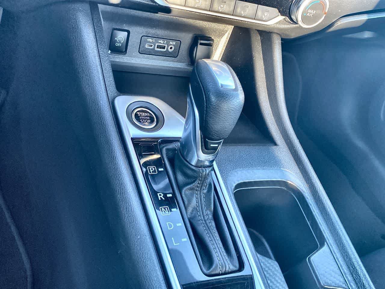 Used 2024 Nissan Sentra SV FWD image 19