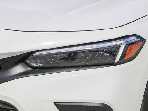 Used 2024 Honda Civic LX image 6