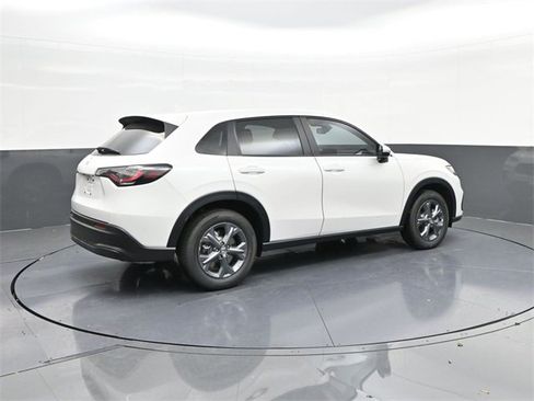 New 2026 Honda HR-V LX image 12