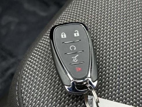 Certified 2023 Chevrolet Traverse LT image 31