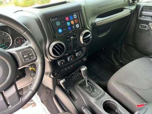 Used 2016 Jeep Wrangler Sport AWD/4WD image 25