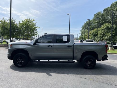 Used 2024 Chevrolet Silverado 1500 Custom Trail Boss AWD/4WD image 6