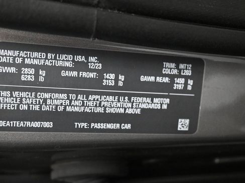 Used 2024 Lucid Air Touring image 8