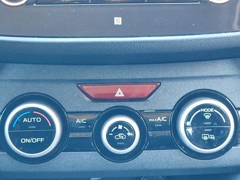 Certified 2021 Subaru Crosstrek 2.5i Limited w/ Moonroof Package 1 image 17