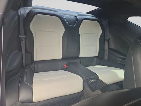 Used 2016 Chevrolet Camaro SS RWD image 31