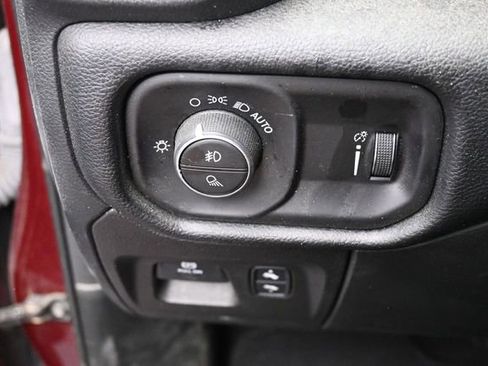 Used 2021 RAM 1500 Big Horn AWD/4WD image 17