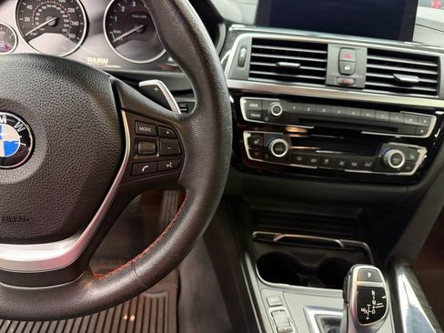Used 2018 BMW 330i xDrive Sedan AWD/4WD image 25