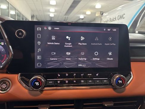 Used 2024 GMC Canyon AT4 w/ Technology Package image 26