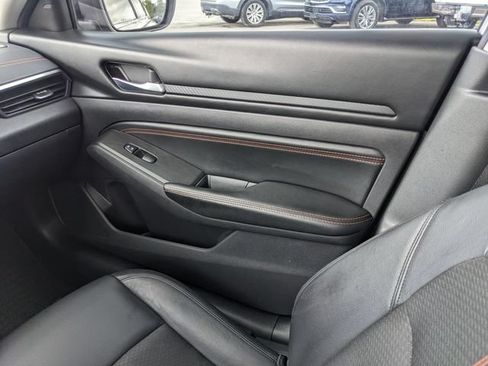 Used 2019 Nissan Altima 2.5 SR w/ SR Premium Package FWD image 18